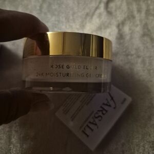 Farsali Rose Gold Elixir 24K Moisturizing Gel Cream